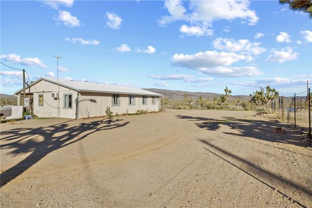 18209 Orchid Drive, Dolan Springs, AZ 86441