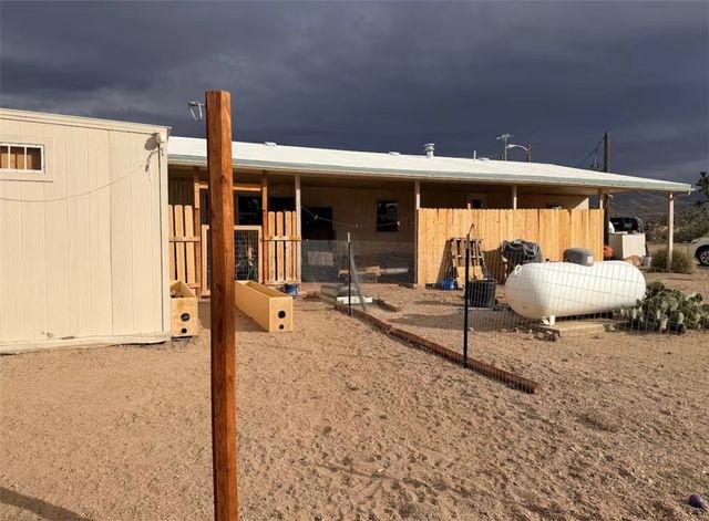 18209 Orchid Drive, Dolan Springs, AZ 86441