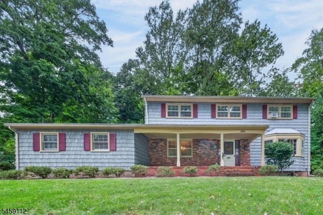 1 Holly Dr, Randolph Twp., NJ 07869