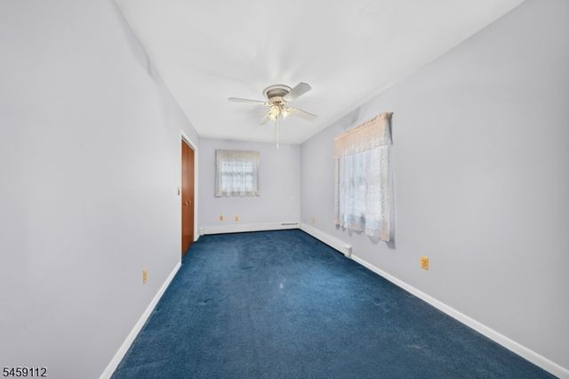 1 Holly Dr, Randolph Twp., NJ 07869