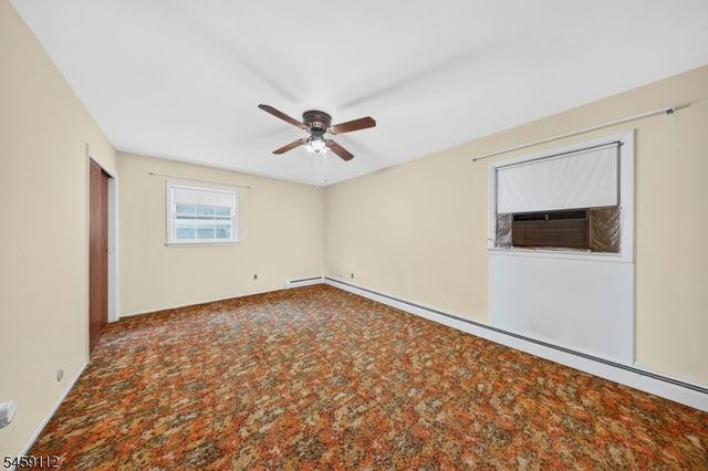 1 Holly Dr, Randolph Twp., NJ 07869