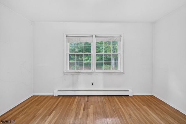 1 Holly Dr, Randolph Twp., NJ 07869