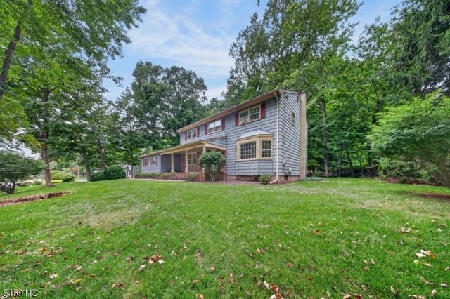 1 Holly Dr, Randolph Twp., NJ 07869