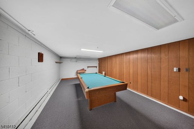 1 Holly Dr, Randolph Twp., NJ 07869