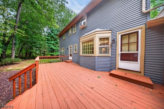1 Holly Dr, Randolph Twp., NJ 07869
