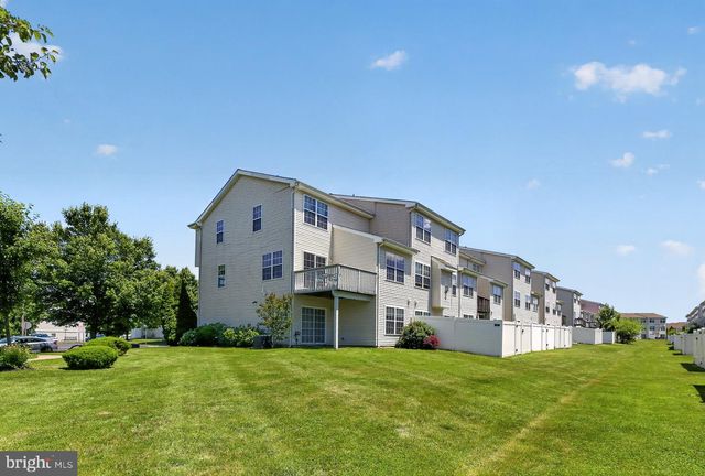 1037 MOORE ROAD, West Deptford, NJ 08086