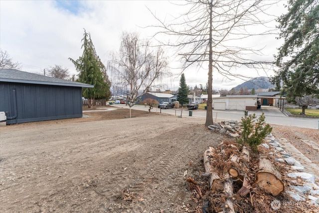 919 E Johnson(Lot 11) Avenue, Chelan, WA 98816