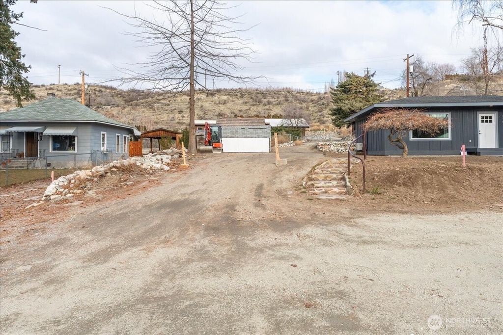 919 E Johnson(Lot 11) Avenue, Chelan, WA 98816