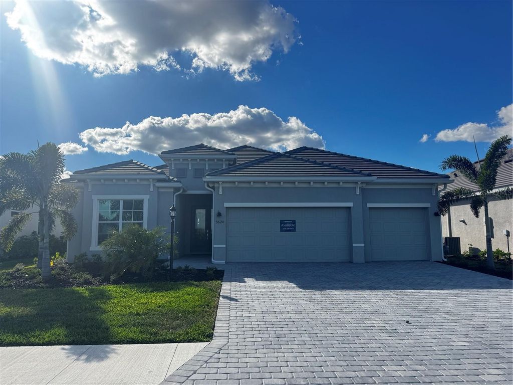 5620 LIGHTNING WHELK LANE, Lakewood Ranch, FL 34211