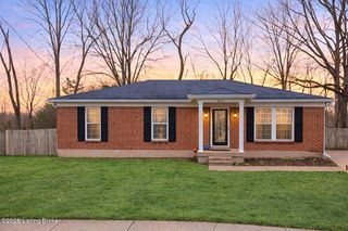 6905 Jessica Ct, Pewee Valley, KY 40056
