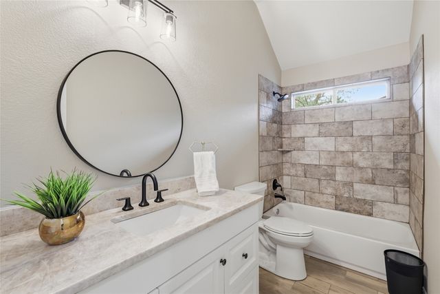 2402 Ravinia Drive, Corinth, TX 76208