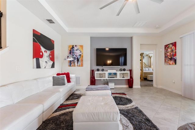 8811 BALLY NEAL LOOOP, Davenport, FL 33836