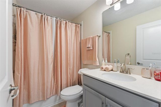 8811 BALLY NEAL LOOOP, Davenport, FL 33836