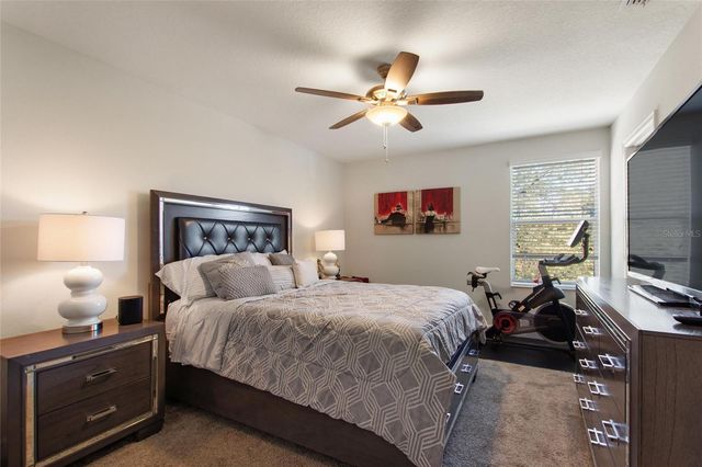 8811 BALLY NEAL LOOOP, Davenport, FL 33836