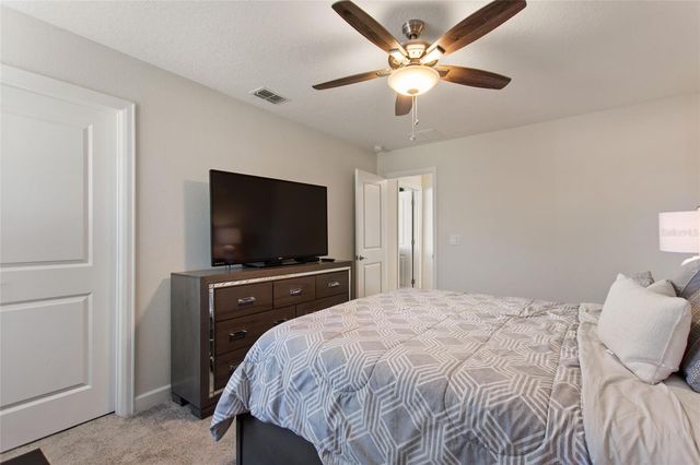 8811 BALLY NEAL LOOOP, Davenport, FL 33836