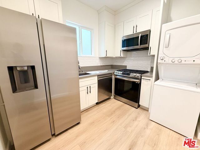 816 N Mccadden Place, Los Angeles, CA 90038