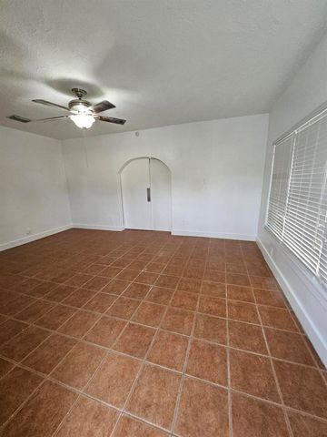 701 SW 8th Avenue, Delray Beach, FL 33444
