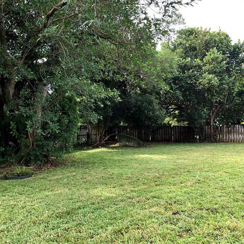 701 SW 8th Avenue, Delray Beach, FL 33444