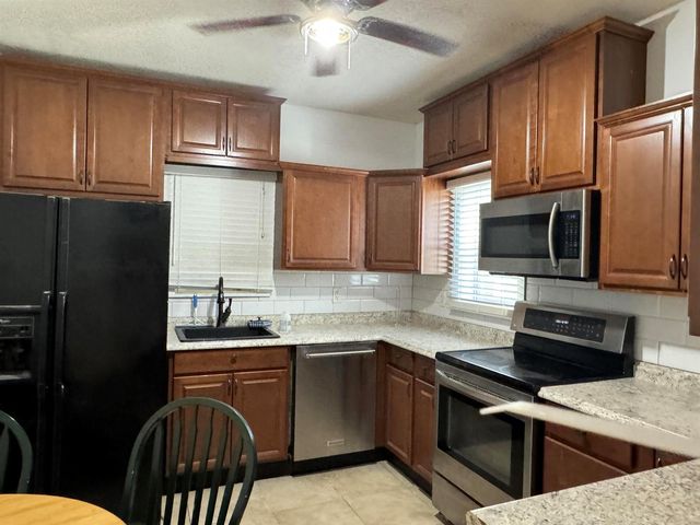 701 SW 8th Avenue, Delray Beach, FL 33444