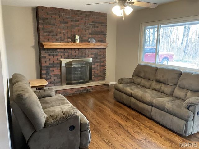 3530 Swaying Oaks Lane, O'fallon, MO 63385