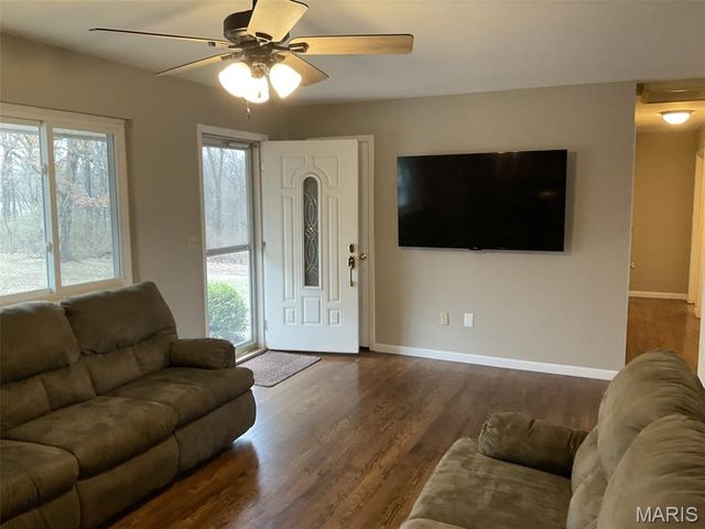 3530 Swaying Oaks Lane, O'fallon, MO 63385