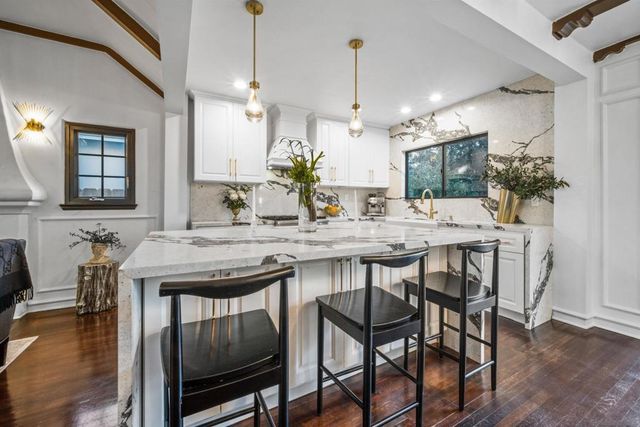 340 B Ave, Coronado, CA 92118