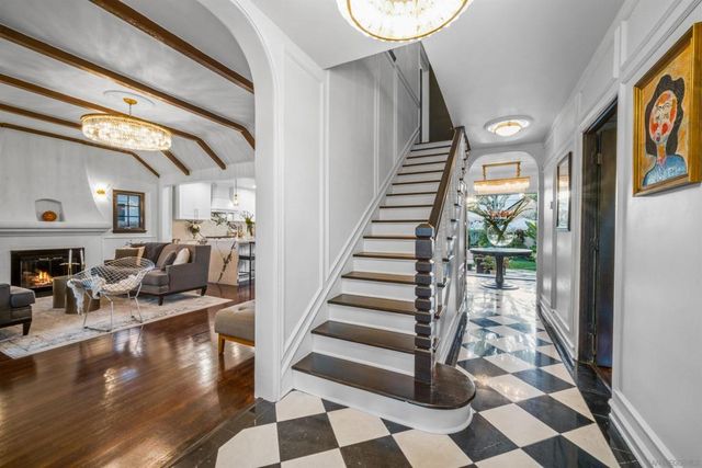 340 B Ave, Coronado, CA 92118