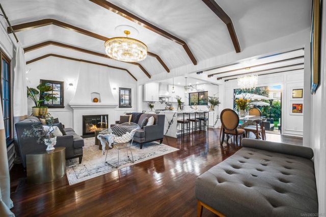 340 B Ave, Coronado, CA 92118