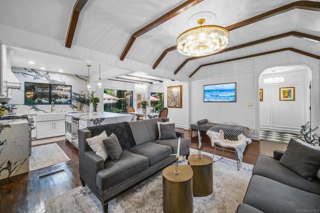 340 B Ave, Coronado, CA 92118