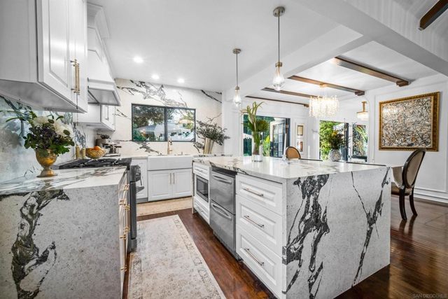 340 B Ave, Coronado, CA 92118