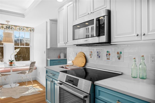 115 Washington Street, Newport, RI 02840