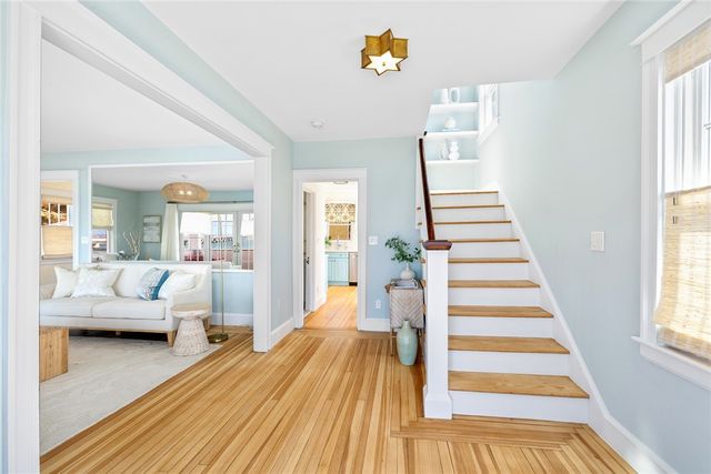 115 Washington Street, Newport, RI 02840