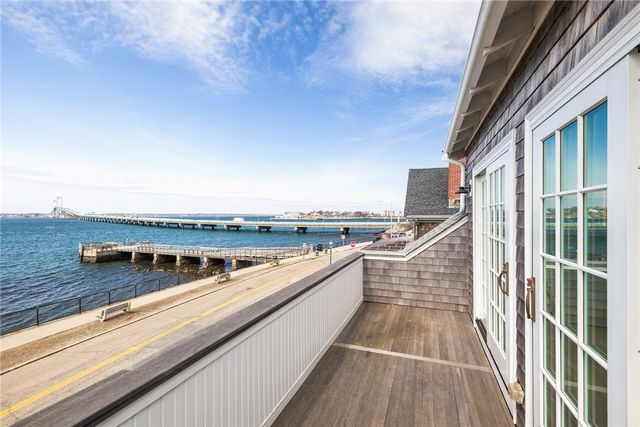 115 Washington Street, Newport, RI 02840