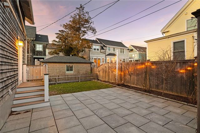 115 Washington Street, Newport, RI 02840