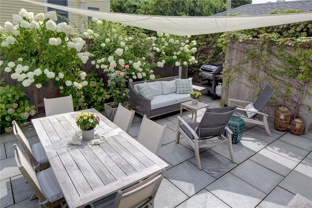 115 Washington Street, Newport, RI 02840