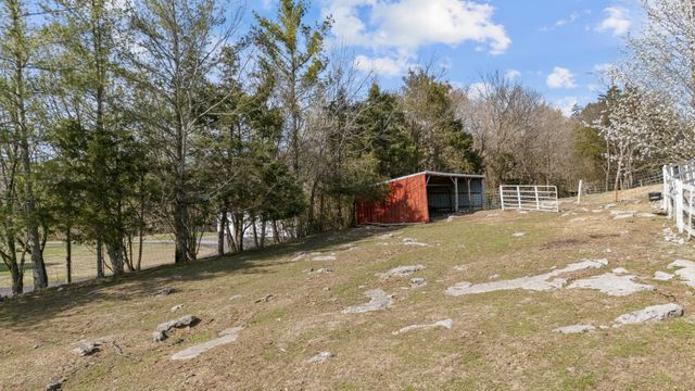 7474 Nashville Hwy, Dowelltown, TN 37059