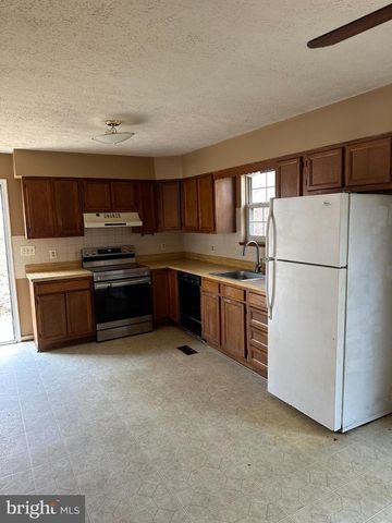 39494 JARRELL DR, Mechanicsville, MD 20659