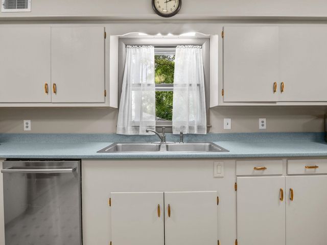 349 Weblin St, Spartanburg, SC 29306