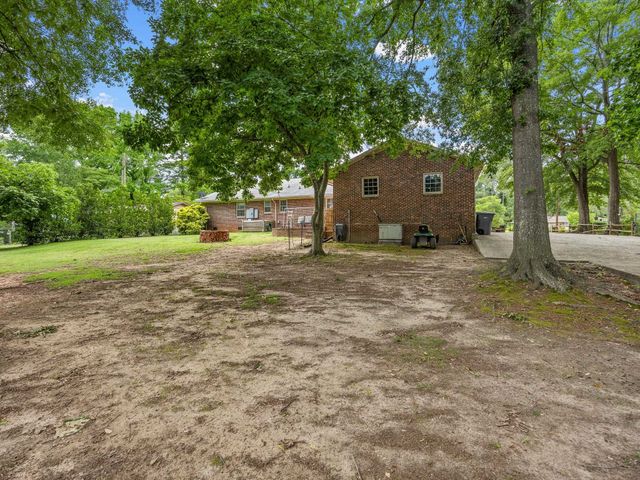 349 Weblin St, Spartanburg, SC 29306