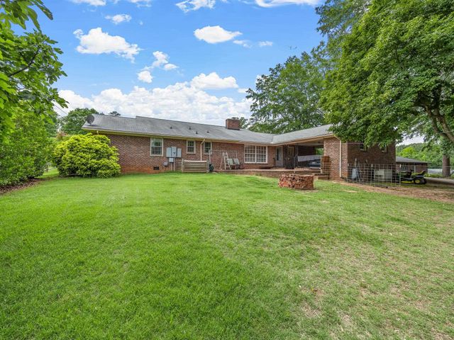 349 Weblin St, Spartanburg, SC 29306