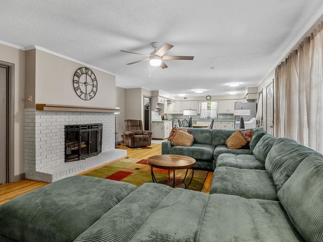 349 Weblin St, Spartanburg, SC 29306