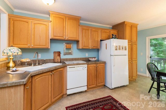 159 Marcellina Drive, Fairview, NC 28730