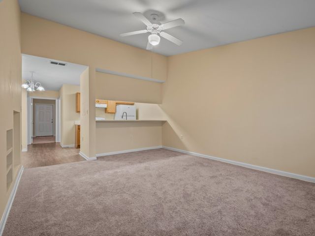 2738 W Tharpe St Apt 1004, Tallahassee, FL 32303