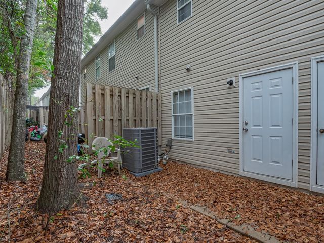 2738 W Tharpe St Apt 1004, Tallahassee, FL 32303
