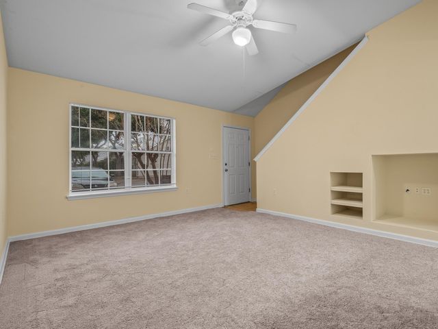 2738 W Tharpe St Apt 1004, Tallahassee, FL 32303