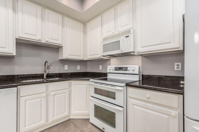 5838 Lookout Boulevard, Grove City, OH 43123