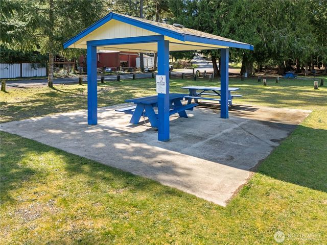 19025 SW 23rd St, Lakebay, WA 98349