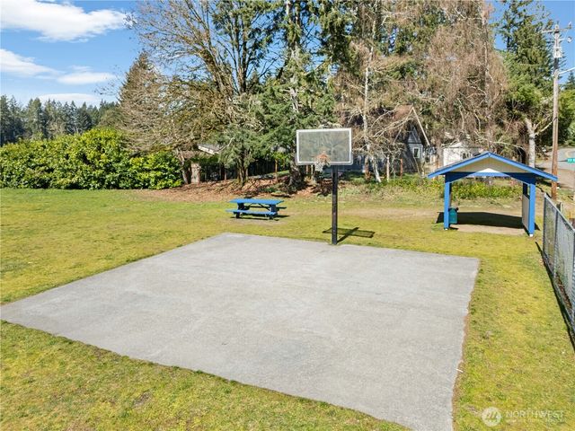 19025 SW 23rd St, Lakebay, WA 98349