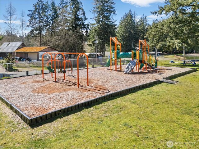 19025 SW 23rd St, Lakebay, WA 98349