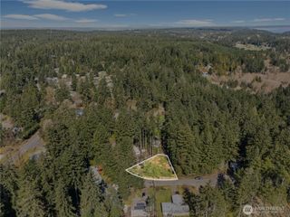 19025 SW 23rd St, Lakebay, WA 98349